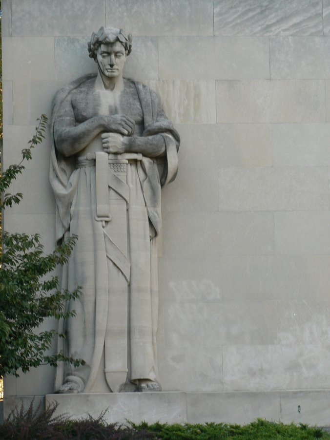 Brooklyn - Centre: Brooklyn War Memorial 203